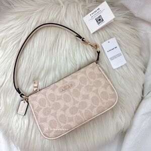 【COACH】Nolita 19 Signature Canvas/Sand Chalk $_12.JPG?set_id=880000500F